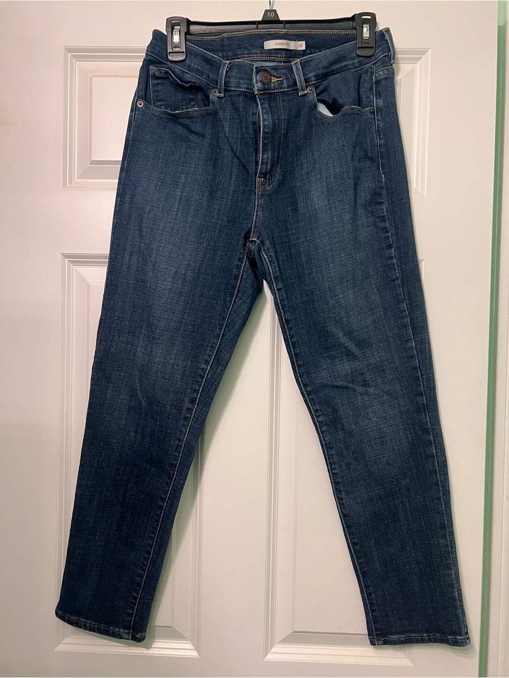 Levi’s Classic Crop Women’s Jeans - Dark Blue